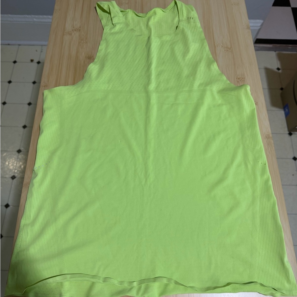 Men’s lululemon Fast and Free Running Tank Neon Lime Medium